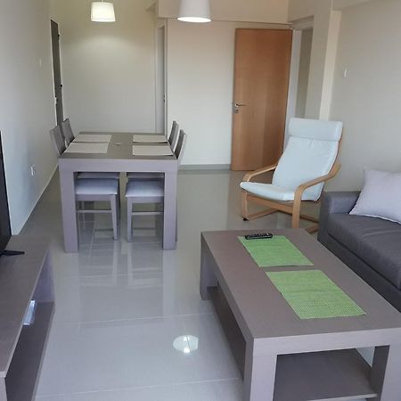 דירות לרנקה 32 Hill Court מראה חיצוני תמונה