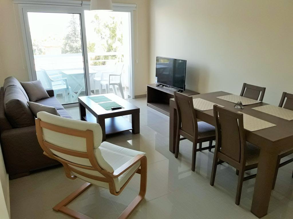 דירות לרנקה 32 Hill Court מראה חיצוני תמונה