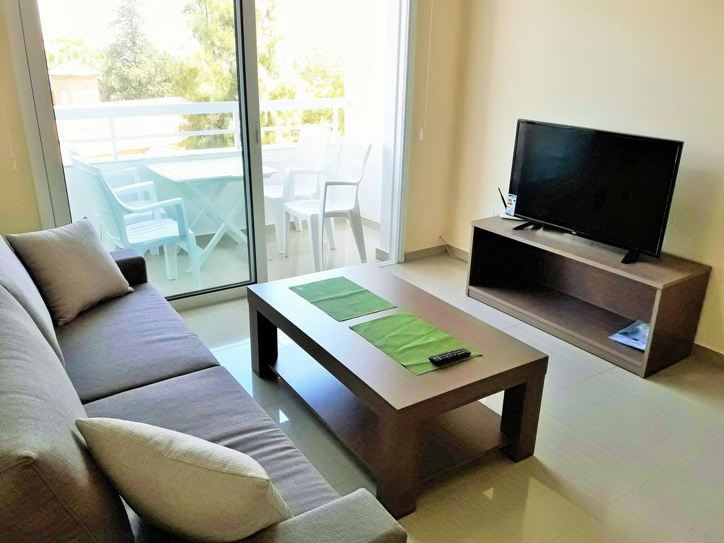 דירות לרנקה 32 Hill Court מראה חיצוני תמונה