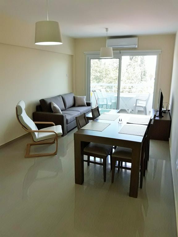דירות לרנקה 32 Hill Court מראה חיצוני תמונה