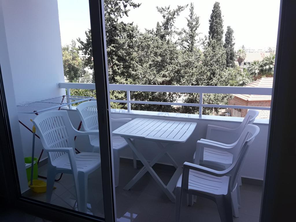 דירות לרנקה 32 Hill Court מראה חיצוני תמונה
